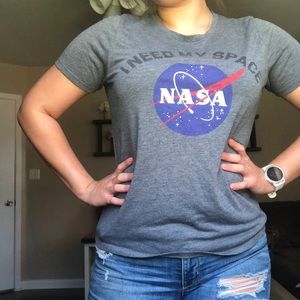 Grey t shirt size extra large